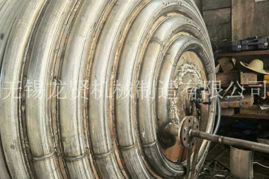 定做封頭盤(pán)管就找無(wú)錫龍賢！